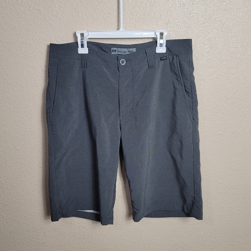 Travis Mathew Shorts Mens Sz 30Chino Performance Golf Stretch